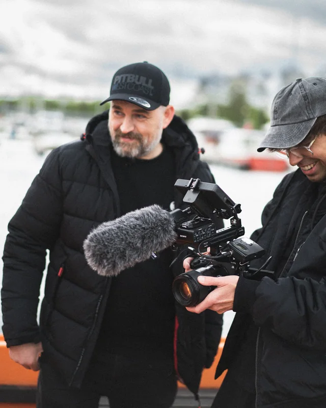 Praca z kamerą na planie filmowym